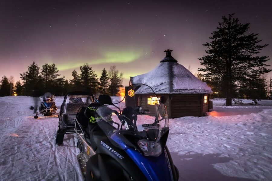 Rovaniemi: Aurora Borealis Snowmobile Safari with Campfire - Safety, snowmobile liability, and the license reality