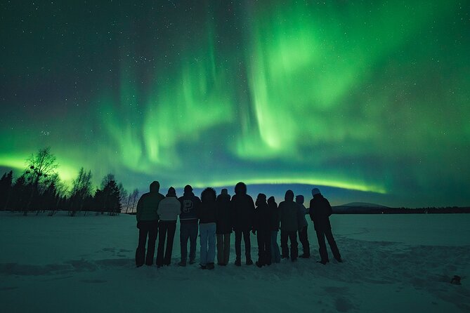Rovaniemi: Aurora Hunt with Photograph & money back guarantee - The “chase” method: forecast up to 3 days, then hunt for clear skies