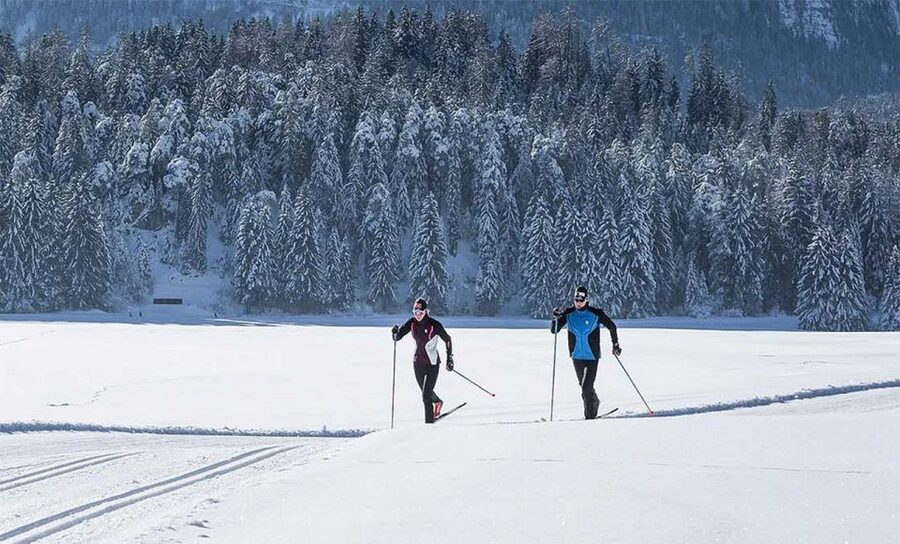 Rovaniemi: Cross Country Wilderness Ski Adventure - Why Ounasvaara Ski Tracks in Rovaniemi Work So Well