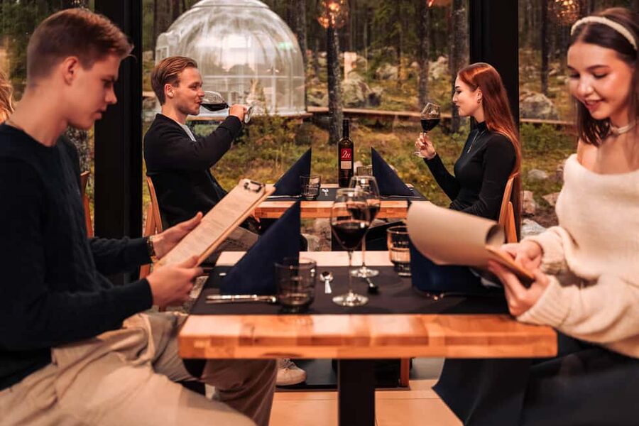 Rovaniemi: Daylight Forest spa,outdoor hot tubs and lunch - Should you book the Daylight Forest spa break?