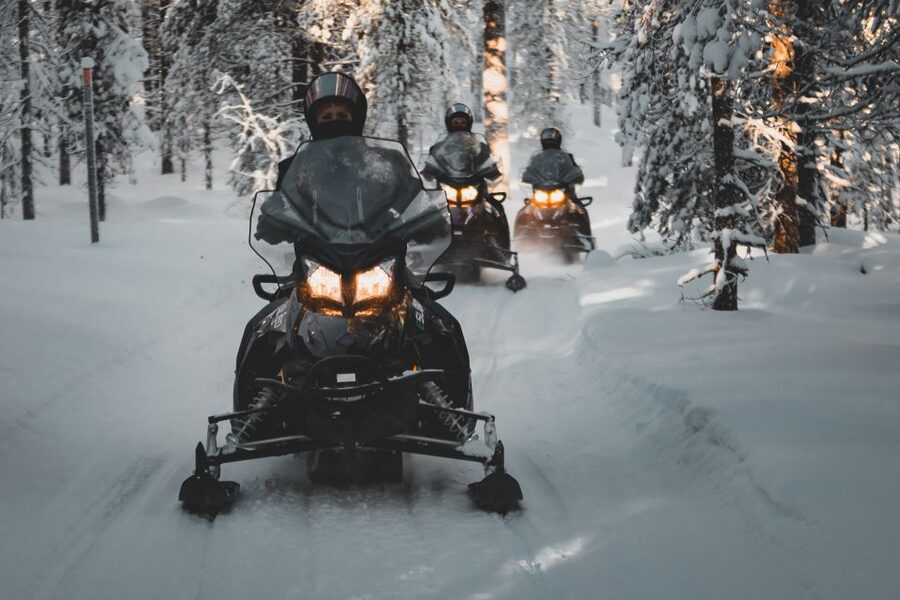 Rovaniemi: Electric Snowmobile Safari to Arctic Wilderness - Scenic stops and hot drinks: why you’ll be grateful for the breaks