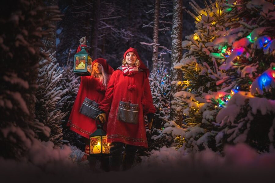 Rovaniemi: Elf Hat Academy in Santa's Village - Learning elf language and a bit of Finnish: small lessons with big charm