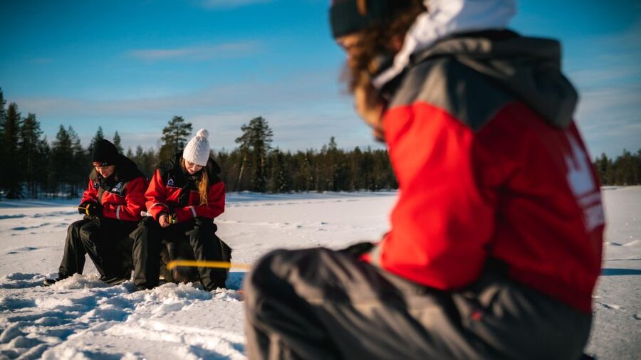 Rovaniemi: Family Fun Day with Huskies and Reindeer - Husky Sleigh Ride: The Short, Speedy 650m Moment
