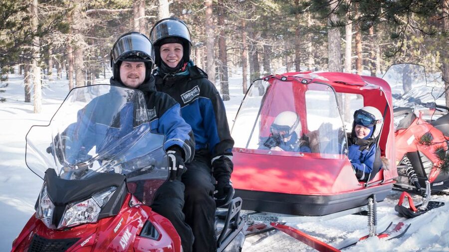 Rovaniemi: Family Snowmobile Safari with Campfire and Snacks - Kids get their own mini-snowmobile turns during the break