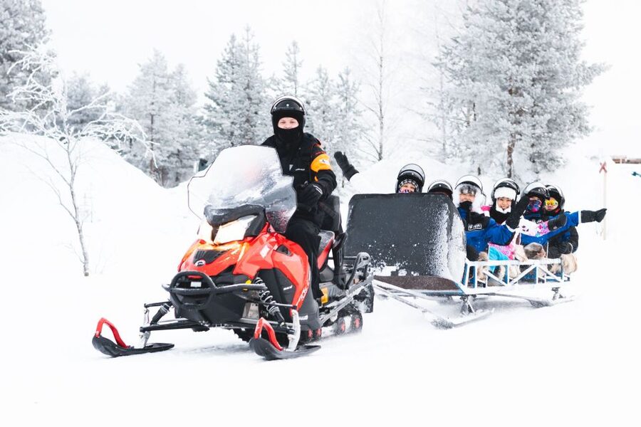Rovaniemi: Family Snowmobile Safari with Campfire and Snacks - How pickup and drop-off works across Rovaniemi