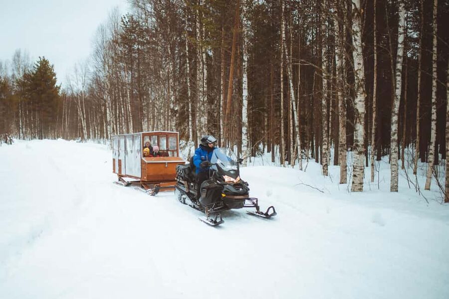 Rovaniemi: Family Snowmobiling Trip - Warmth and gear: what’s included and what you should still wear