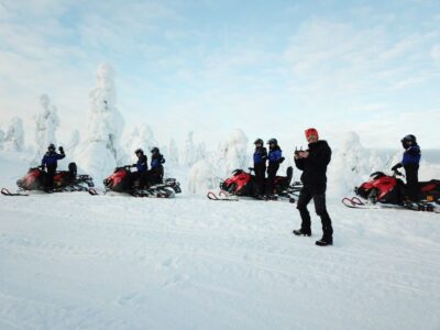 Full-Day Snowmobile Safari into the Wilderness