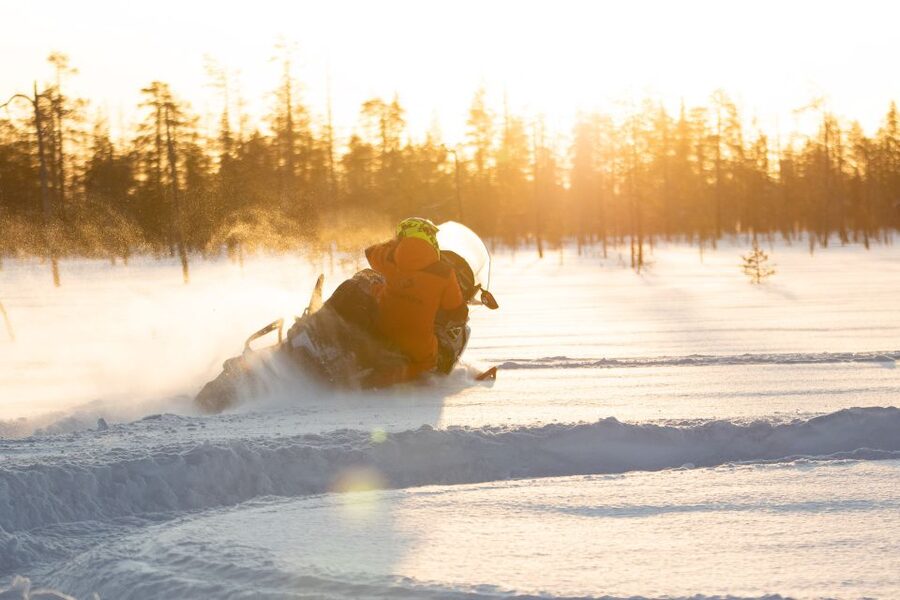 Rovaniemi: Full-Day Snowmobile Safari into the Wilderness - Small details that make or break a snowmobile day
