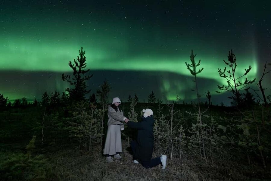 Rovaniemi: Genuine Aurora Hunting with Unlimited Pro Photos - Who should book this, and who should not