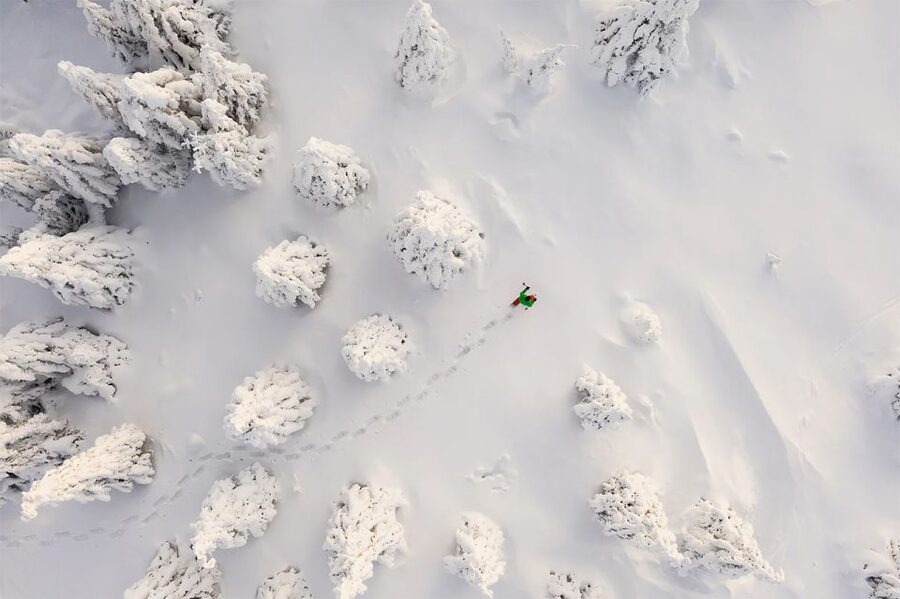 Rovaniemi: Hiking and Snowshoeing Adventure in Lapland - Guides set the tone: patient instruction and photo help