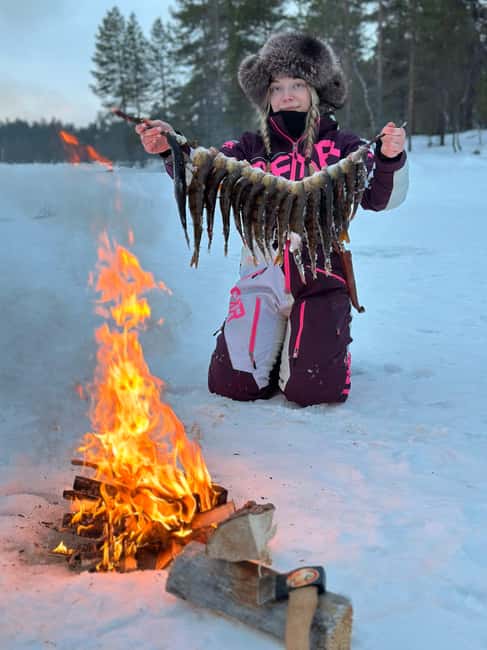 Rovaniemi: Ice Fishing The Finnish Way - On the frozen river: how the hole, line, and patience work
