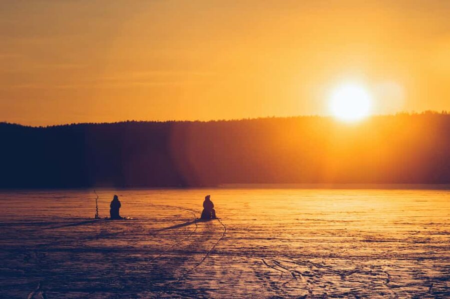 Rovaniemi: Ice Fishing Trip with Snacks and Drinks - Ice fishing near Rovaniemi: the quick ride that matters