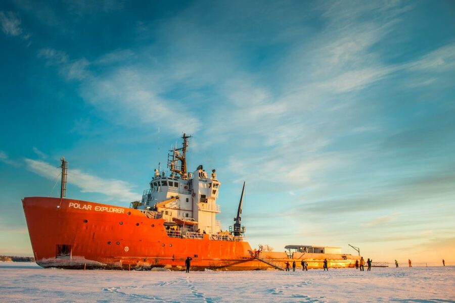 Rovaniemi: Icebreaker Cruise with Ice Floating and Transfer - Key things to notice before you go