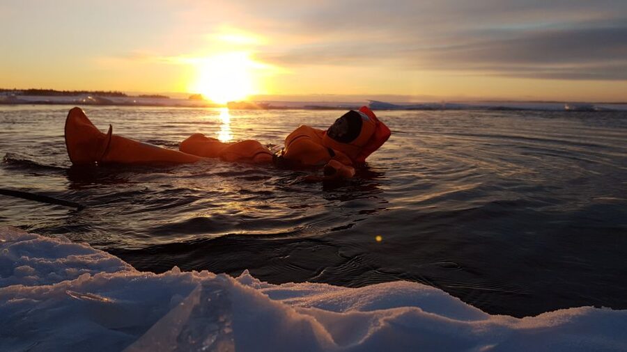 Rovaniemi: Icebreaker Cruise with Ice Floating and Transfer - Cruise and Swim certificate: a satisfying finish