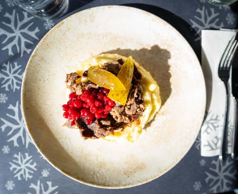 Rovaniemi: Insider Guided Food Tour with 5 Tastings - Pickup timing and meeting point, so you do not miss the first tasting