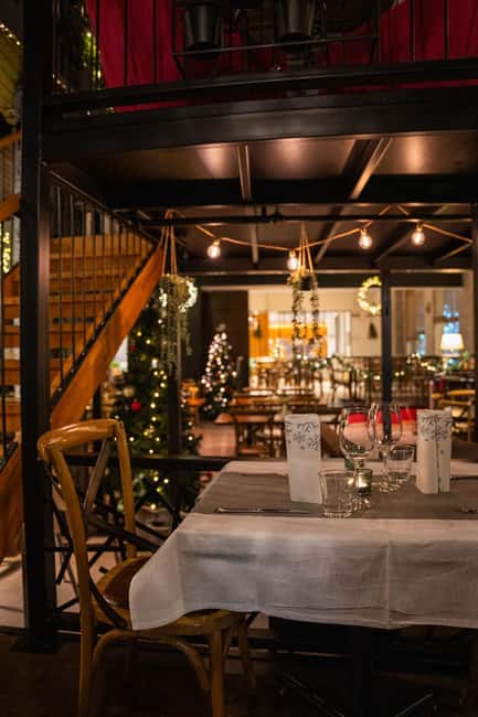 Rovaniemi: Insider Guided Food Tour with 5 Tastings - The 3.5 hour plan, with five stops that add up to a full menu