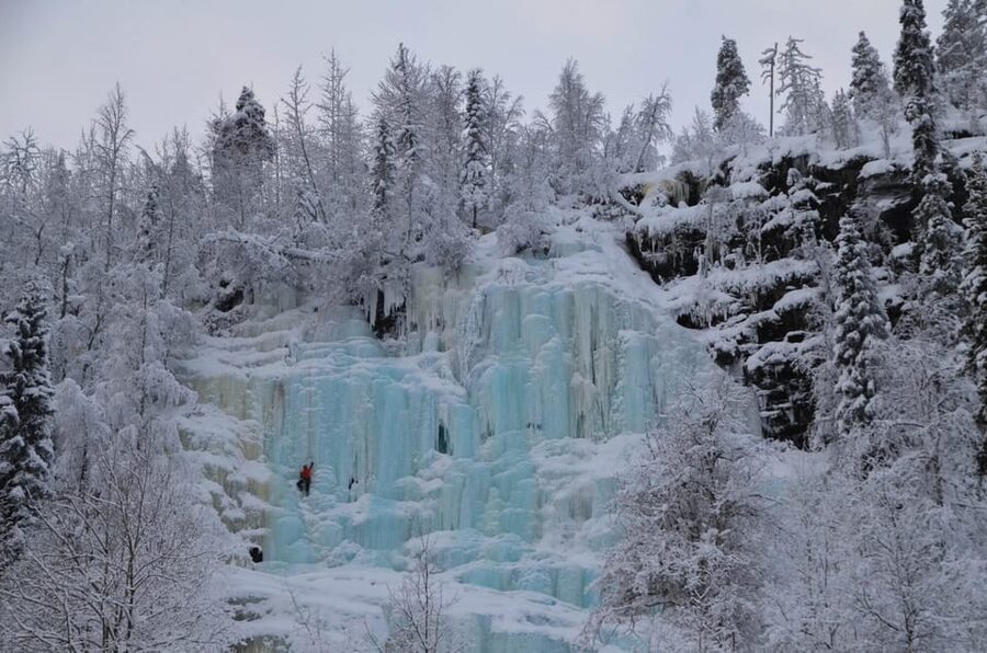 Rovaniemi: Korouoma Canyon Frozen Waterfalls Guided Hike - Why the price can make sense in Lapland winter