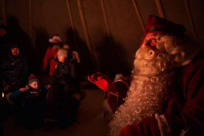 Rovaniemi: Meet Santa Claus & Northern Lights Experience - Lapland Santa Meets an Aurora Hunt, Forest Version
