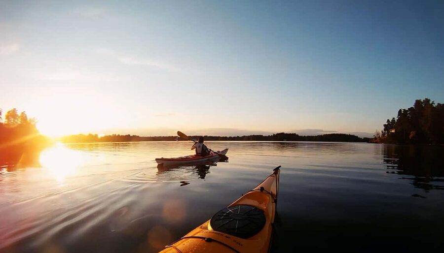 Rovaniemi: Midnight Sun Canoeing Adventure & BBQ - Key things to know before you go