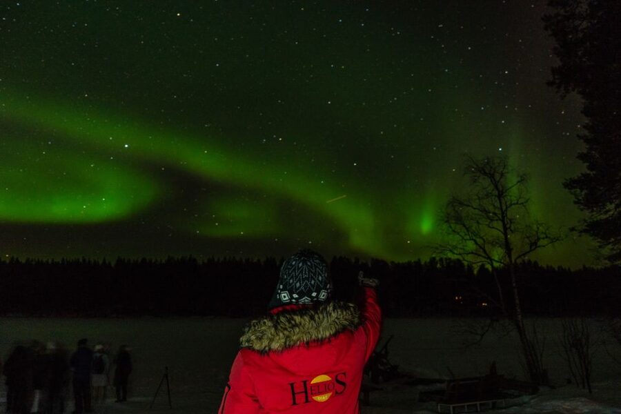Rovaniemi: Northern Lights Hunting in Lappish old cottage - How the hunt starts: leaving Rovaniemi’s lights behind