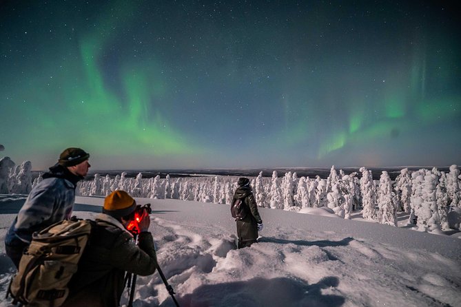 Rovaniemi Northern Lights Photography Small-Group Tour - The guides: energy, patience, and real aurora problem-solving