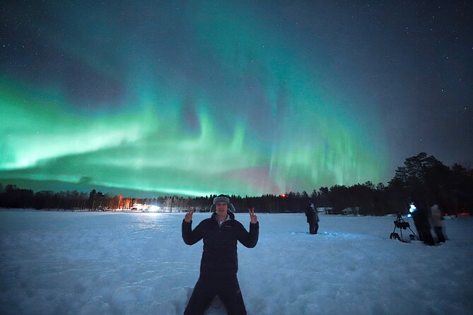 Rovaniemi: Northern Lights Pro Guaranteed - Unlimited Distance - Small-group reality: attention, warmth, and fewer crowds at the best stops