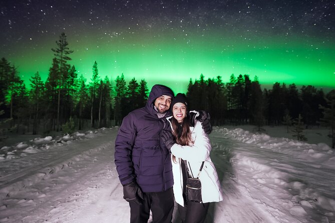 Rovaniemi: Northern Lights Pro Guaranteed - Unlimited (PRIVATE) - Price and value for up to 8 people
