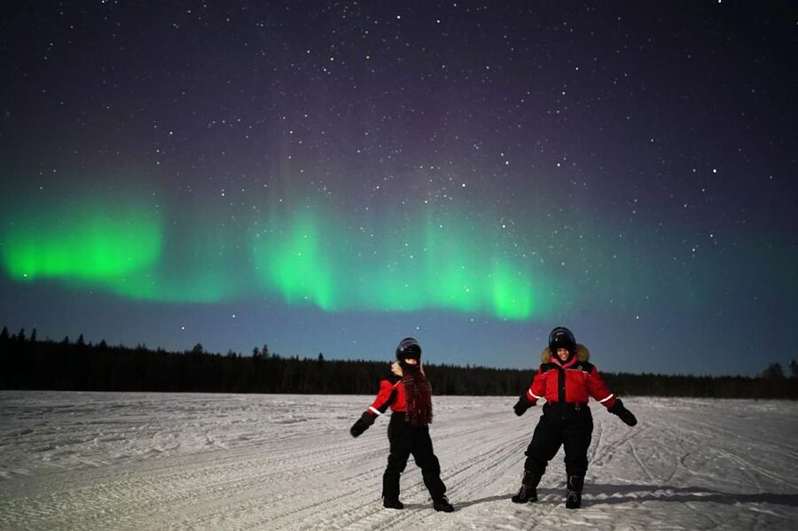Rovaniemi: Northern Lights Sleigh Ride - The 2.5-Hour Flow: Ride Out, Wait Together, Watch the Sky Change