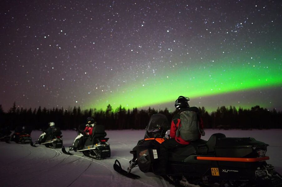 Rovaniemi: Northern Lights Snowmobile Hunt - The Northern Lights Hunt Portion: How the Guide Shapes Your Chances