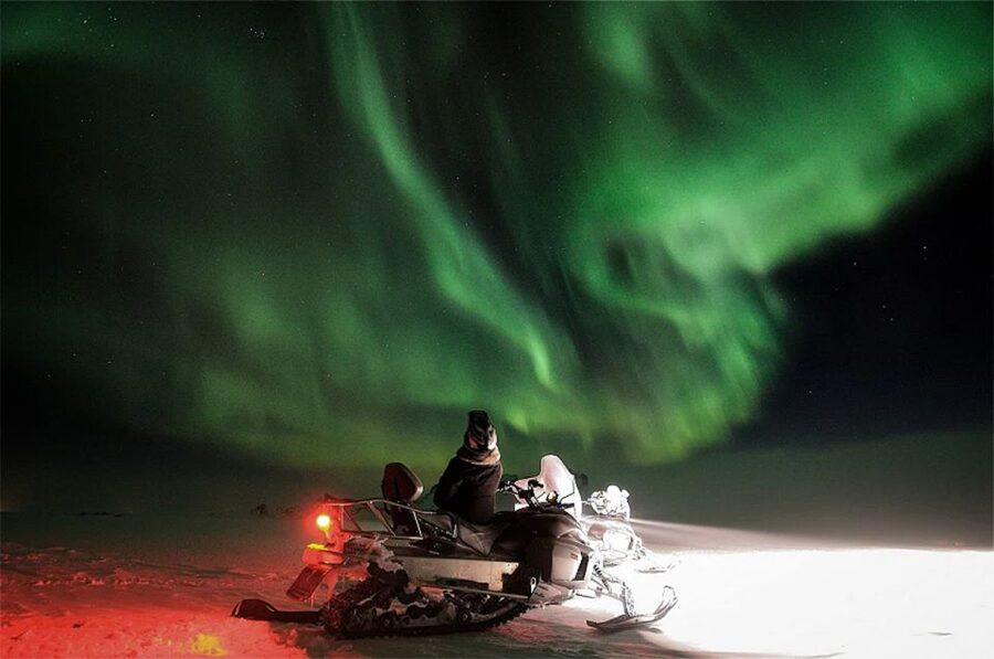 Rovaniemi: Northern Lights Snowmobile Hunt - Northern Lights Reality Check: Managing Expectations Like a Pro