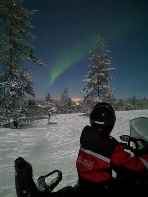 Rovaniemi: Northern Lights Snowmobile Safari with Campfire - The 4-hour flow, from city pickup to wilderness camp warmth