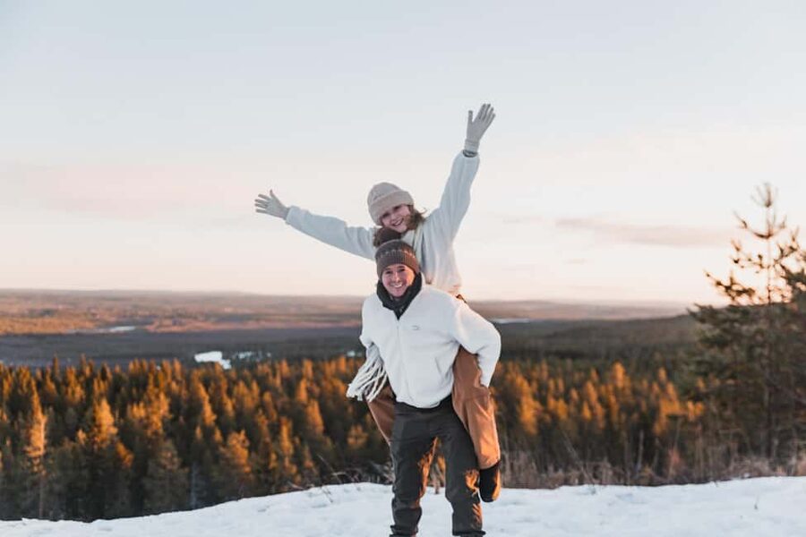 Rovaniemi: Private Photoshoot Experience in Lapland - Why this private Rovaniemi photoshoot works so well