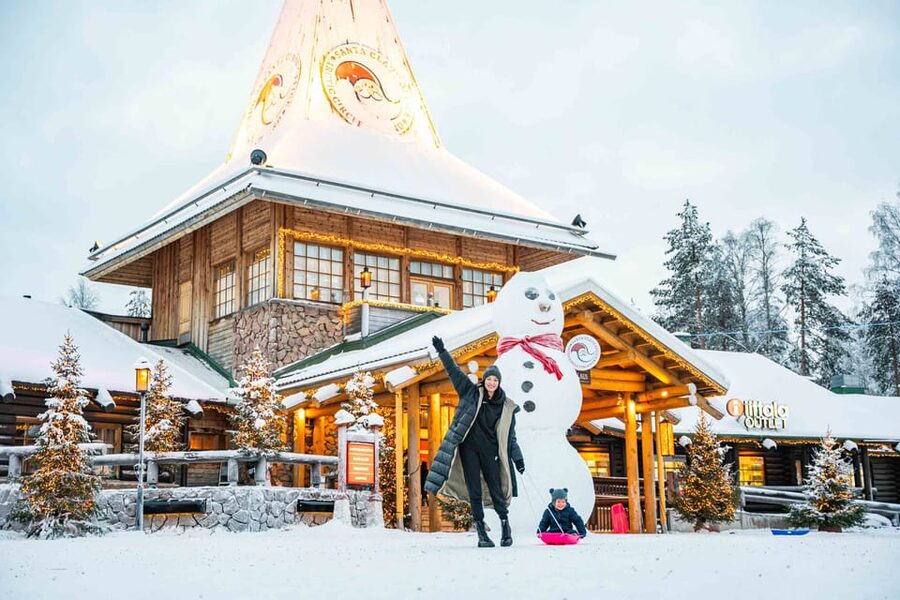 Rovaniemi: Private Pro Photoshoot in Santa Claus Village - What Happens to Your Photos: 20 to 30 Edited Images by Email