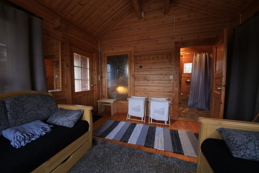 Rovaniemi: Private Sauna, Jacuzzi and Dinner - Why this Rovaniemi private spa night feels different