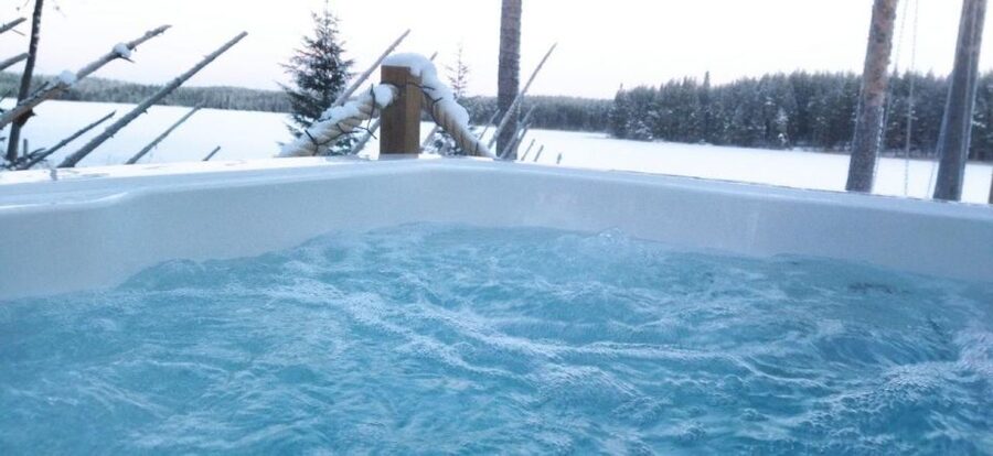 Rovaniemi: Private Sauna, Jacuzzi and Dinner - Price value check: is $229 per person fair?
