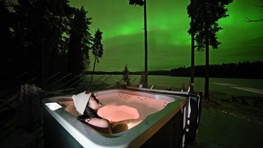 Rovaniemi: Private Sauna, Jacuzzi and Dinner - Who should book, and who should skip it