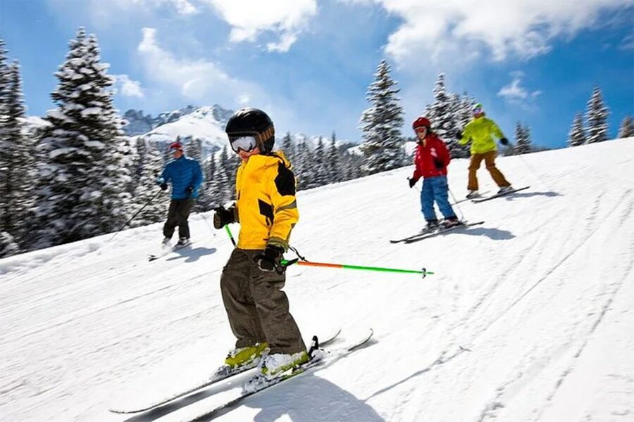 Rovaniemi: Slalom and Alpine Skiing - The “only ski, no snowboarding” rule
