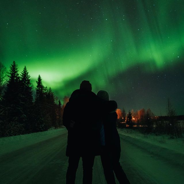 Rovaniemi: Small Group Aurora Hunt-full money back guarantee - Pickup in Rovaniemi, and what the shifting start time means