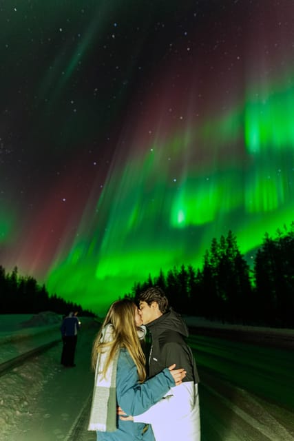 Rovaniemi: Small Group Northern Lights Guaranteed Sightings - The Real Plan: No Fixed Route, Real-Time Aurora Chasing