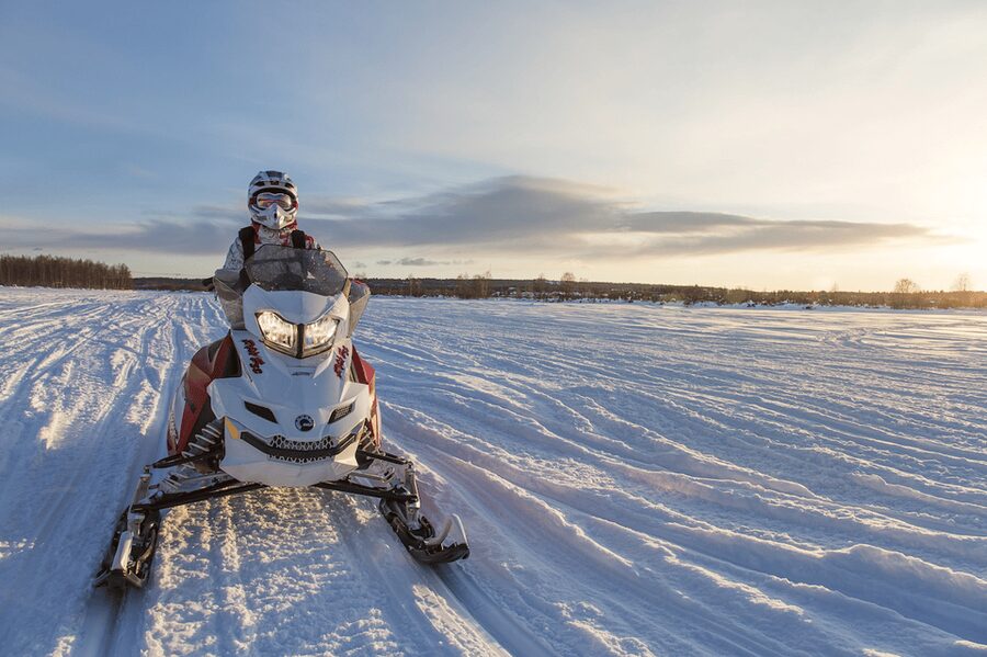 Rovaniemi: Snowmobile Sprint Safari - Getting kitted: what’s provided (and what to bring)