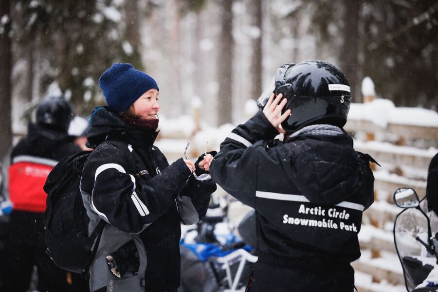 Rovaniemi: Snowmobile Tour and Reindeer Experience - Who should book this Rovaniemi snowmobile and reindeer tour