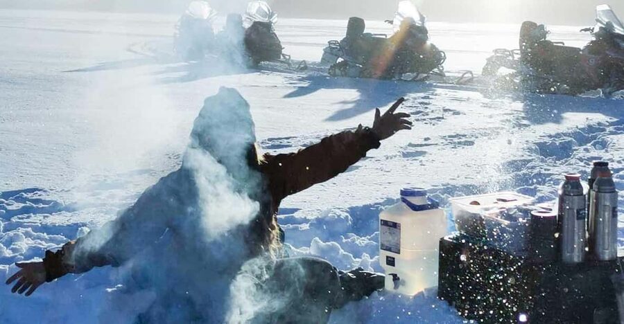 Rovaniemi: Snowmobiling and Ice Fishing - A 3-Hour Mix of Big Thrills and Quiet Ice Fishing