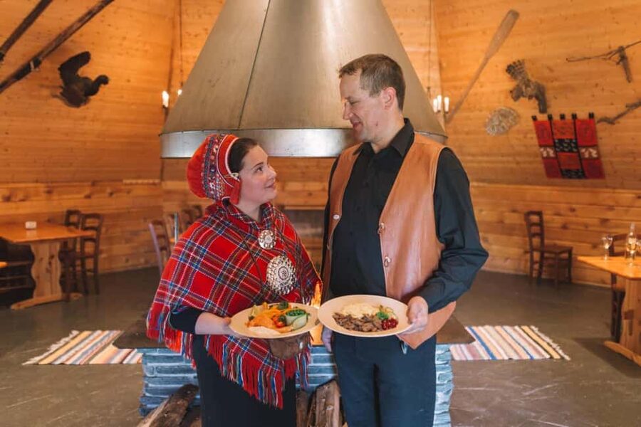 Rovaniemi: Summer/Autumn Reindeer Farm Experience - Finnish snacks and hot drinks, and why the stories matter