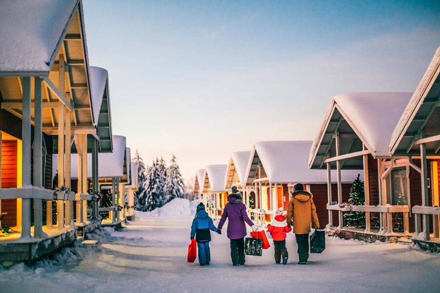 Rovaniemi: Tour to Santa Claus Village with Hotel pick up - Who this fits best, and who should consider DIY