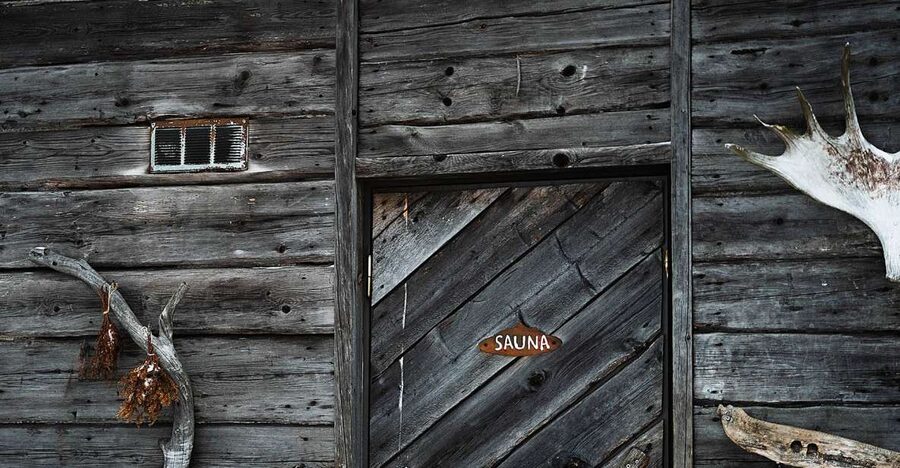 Ruka: SaunaTour - Finnish Sauna experience - The guided sauna ritual inside the Iisakki lakeside sauna