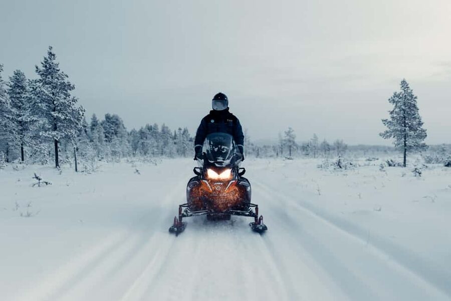 Ruka: Scenery Snowmobile Safari - Getting ready in full winter gear, the part that makes or breaks comfort