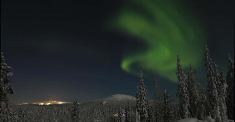 Ruka: Searching for the northern lights with snowshoes - Northern lights expectations: clear skies help, but the sky decides