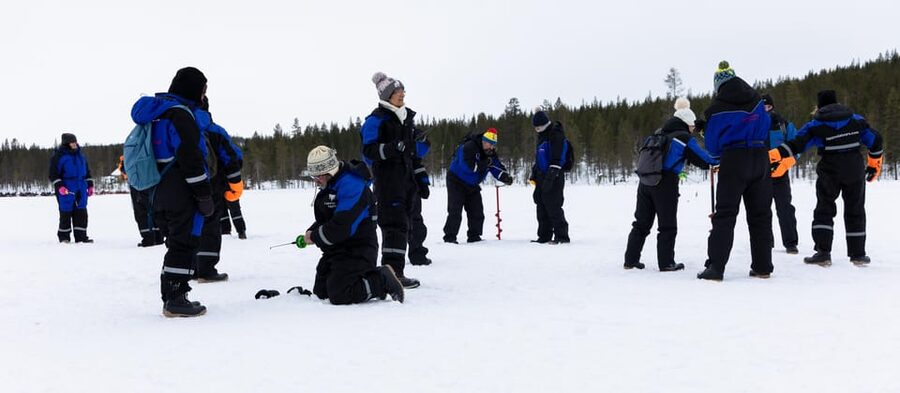 Saariselkä: Ice Fishing Safari by Snowmobile - How long it lasts, and how to plan your body