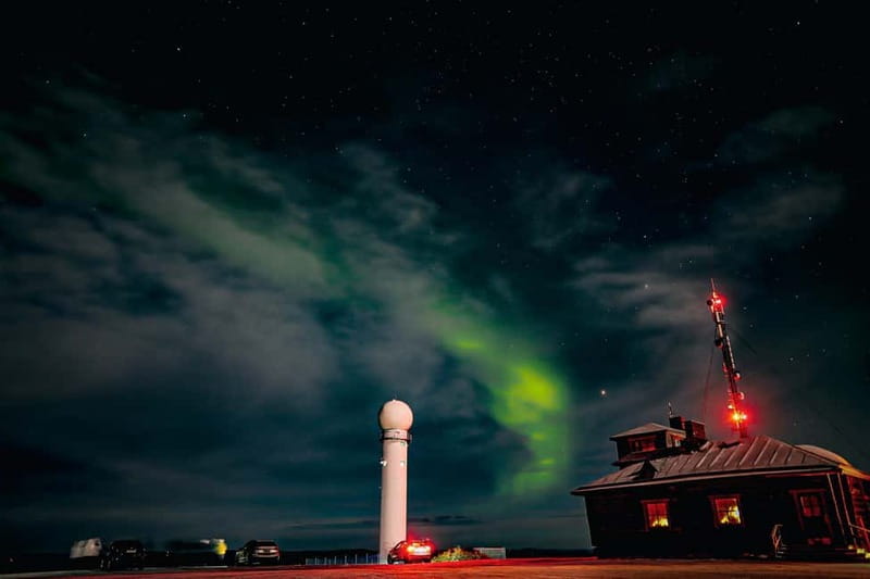 Saariselkä,Kakslauttanen: Aurora Hunting & Photography Tour. - Price and value: is $153 per person worth it?