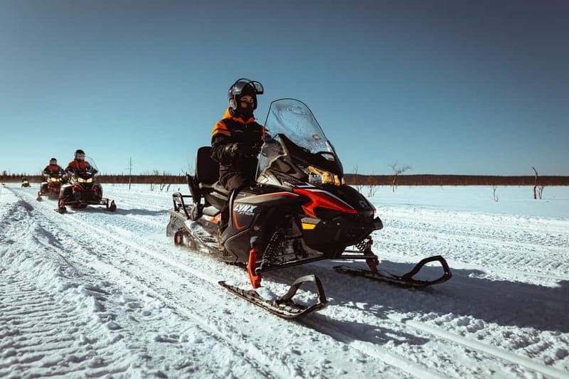 Saariselkä: One Hour Snowmobile Safari - Snowmobile Basics: How the Instruction Actually Changes Your Ride